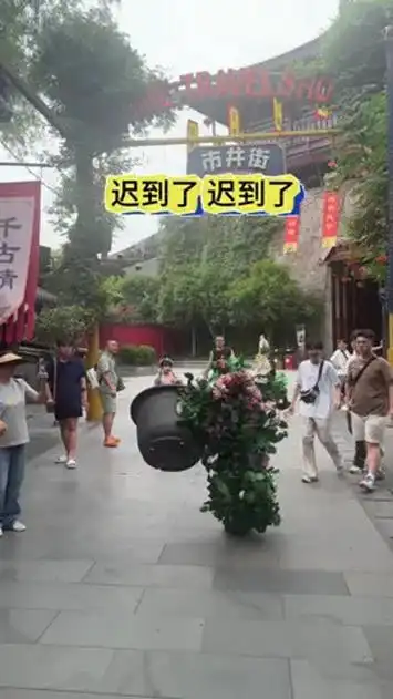 宋城花盆人卡点上班？FPS电竞新梗背后藏着CS2地图战术玄机
